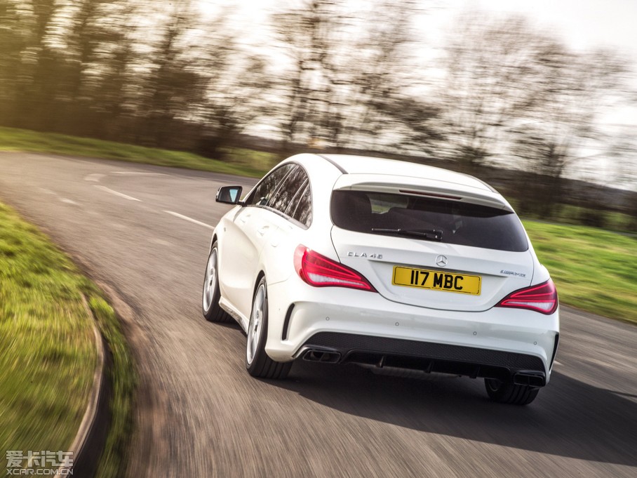 2015��AMG CLA�C��܇ ������