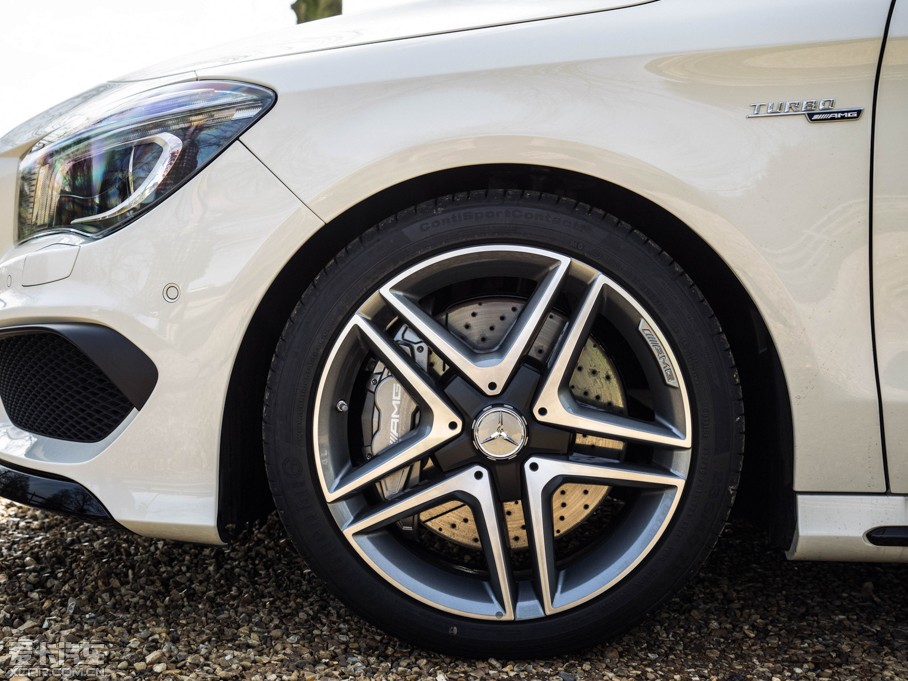 2015��AMG CLA�C��܇ ������