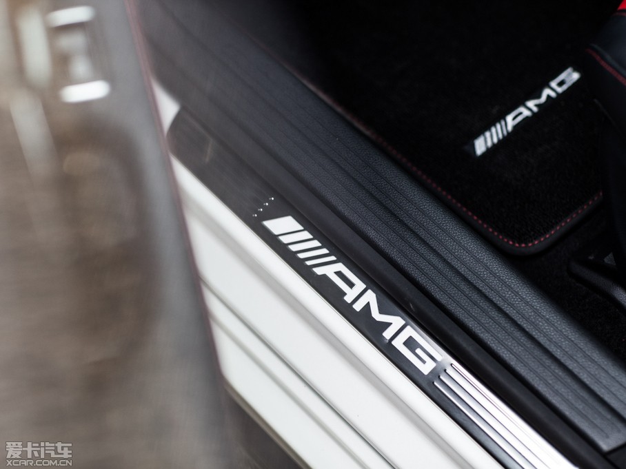 2015��AMG CLA�C��܇ ������