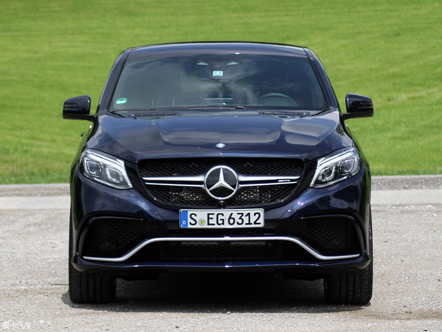 2015款奔驰gle级amg轿跑suvamg gle 63 s