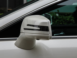 2015��AMG CLS 63 S 4MATIC �������^