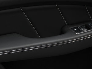 2015��A(y��)MG CLS 63 S 4MATIC ���g����