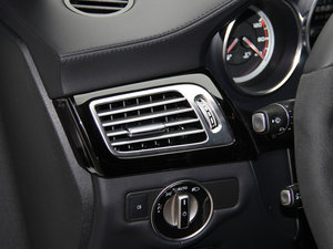 2015��AMG CLS 63 S 4MATIC ���g����