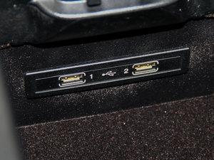 2015��AMG CLS 63 S 4MATIC ���g����