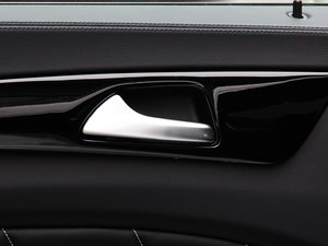 2015��AMG CLS 63 S 4MATIC ���g����