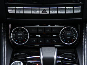 2015��AMG CLS 63 S 4MATIC ���{�{��(ji��)