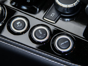 2015��AMG CLS 63 S 4MATIC �п؅^(q��)