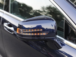 2015��AMG CLS 63 4MATIC �������^