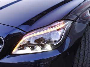 2015��AMG CLS 63 4MATIC �������^