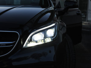 2015��AMG CLS 63 4MATIC �������^