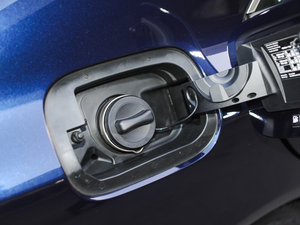 2015��AMG CLS 63 4MATIC �����w