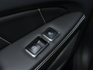 2015��AMG CLS 63 4MATIC ���g����