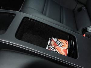 2015��AMG CLS 63 4MATIC ���g����