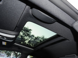 2015��AMG CLS 63 4MATIC ���g����