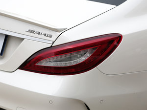 2015��AMG CLS 63 4MATIC �������^