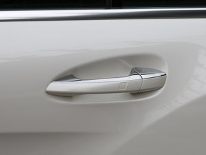 2015��AMG CLS 63 4MATIC �������^