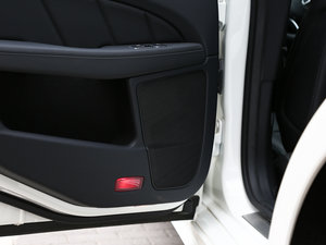 2015��A(y��)MG CLS 63 4MATIC ���g����