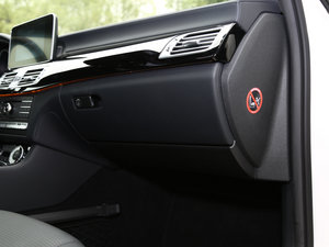 2015��A(y��)MG CLS 63 4MATIC ���g����