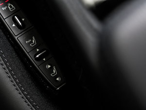 2015��AMG CLS 63 4MATIC ���g����