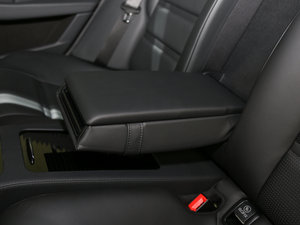 2015��AMG CLS 63 4MATIC �����������