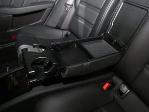 2015��AMG CLS 63 4MATIC ���g����