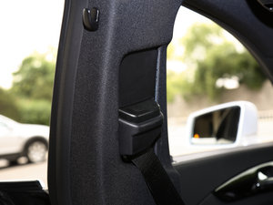 2015��A(y��)MG CLS 63 4MATIC ���g����