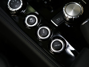 2015��A(y��)MG CLS 63 4MATIC �п؅^(q��)