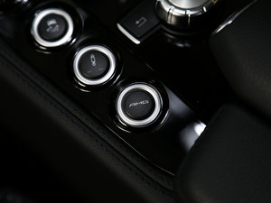 2015��A(y��)MG CLS 63 4MATIC �п؅^(q��)