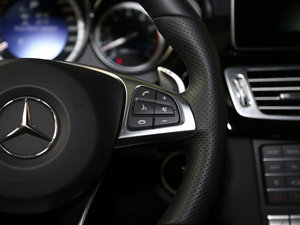 2015��AMG CLS 63 4MATIC �п؅^