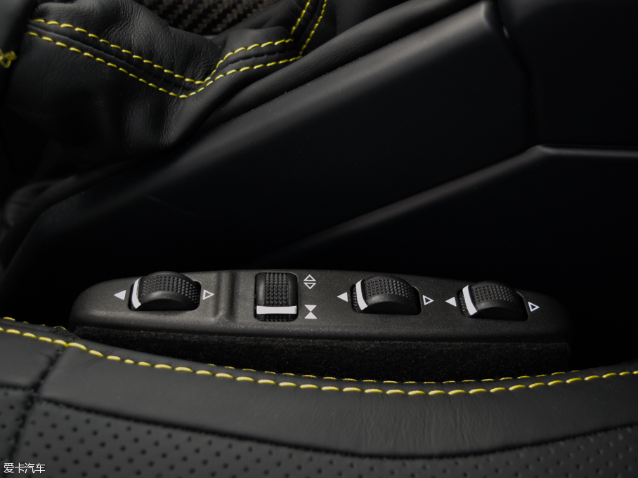 2015YGAMG AMG G 63 Ұ