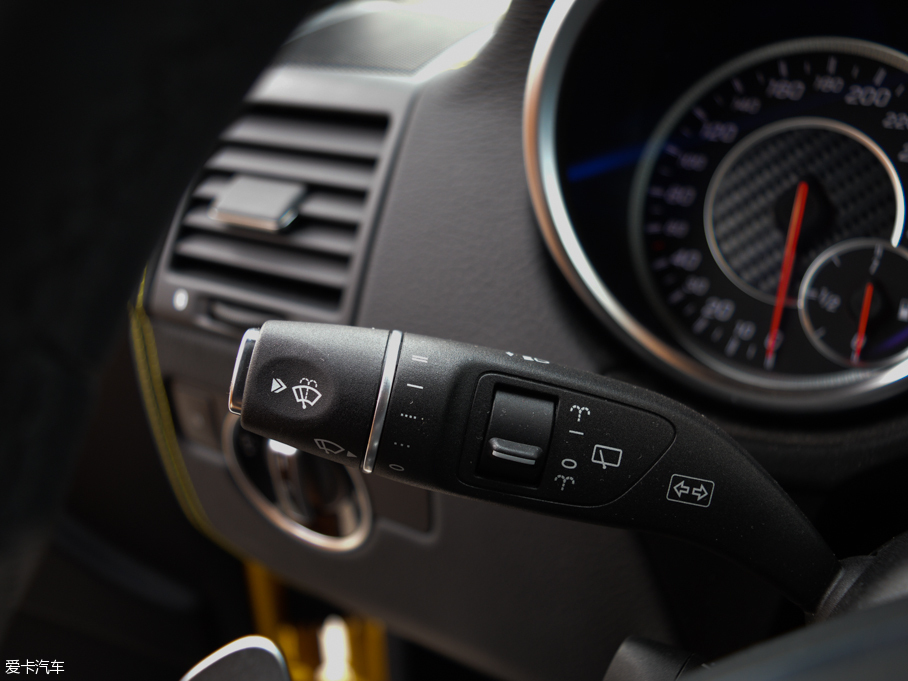 2015YGAMG AMG G 63 Ұ