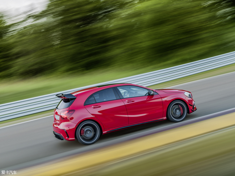 2016YAAMG(M) AMG A 45 4MATIC