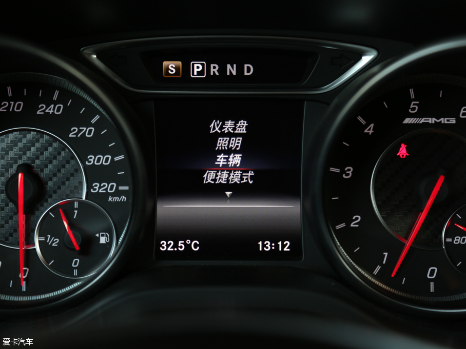 2016YAAMG(M) AMG A 45 4MATIC