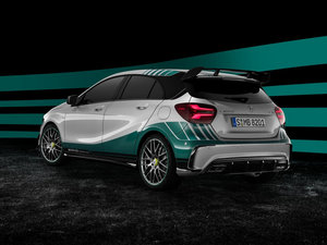 2016款PETRONAS 2015 World Champion Edition 整体外观