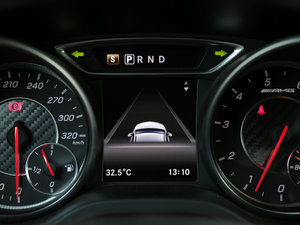 2016AMG A 45 4MATIC п؅^