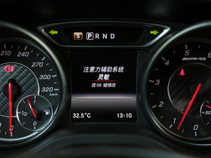 2016AMG A 45 4MATIC п؅^