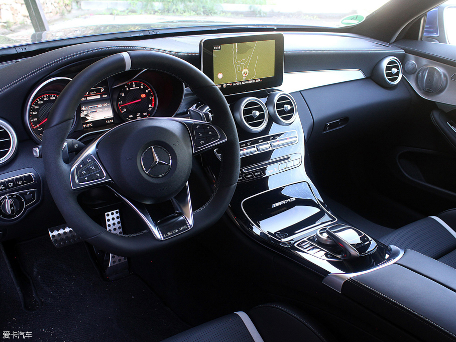 2016YCAMG AMG C 63 S Coupe