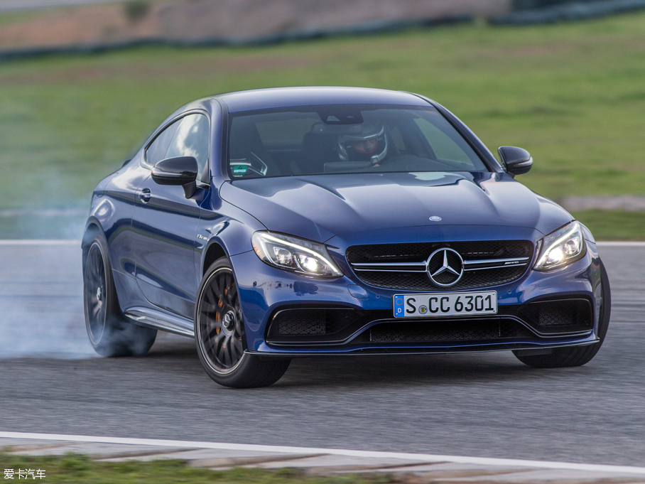 2016YCAMG AMG C 63 S Coupe