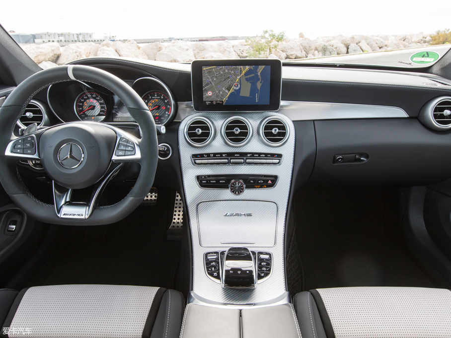 2016YCAMG AMG C 63 S Coupe