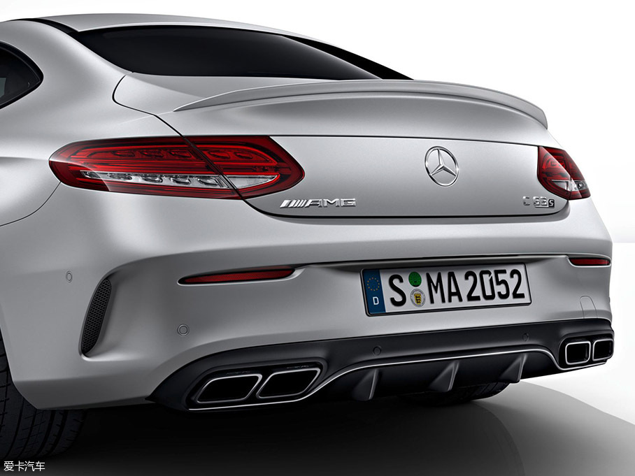 2016YCAMG AMG C 63 Coupe Night Package