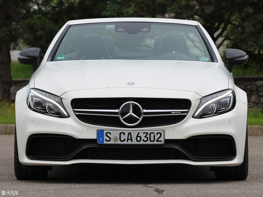 2016YC(j)AMG AMG C 63 S Cabriolet