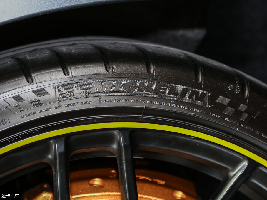 2016YCAMG AMG C 63 Coupe 