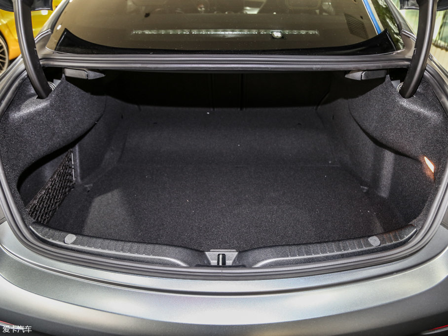 2016YCAMG AMG C 63 Coupe 