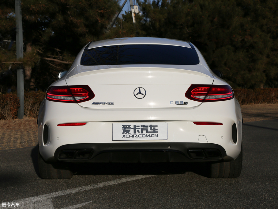 2016YCAMG AMG C 63 S Coupe