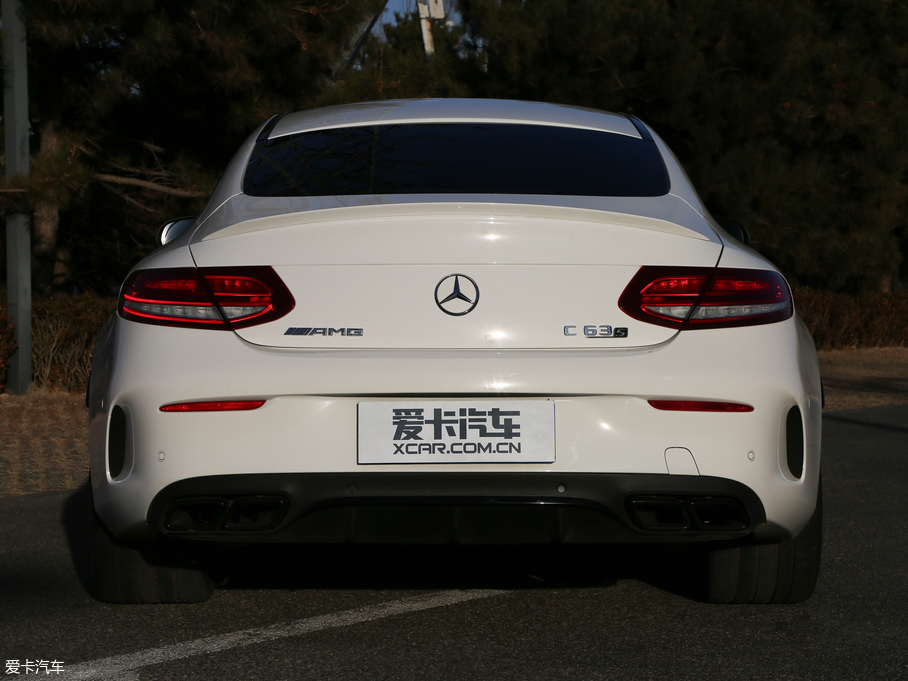 2016YCAMG AMG C 63 S Coupe