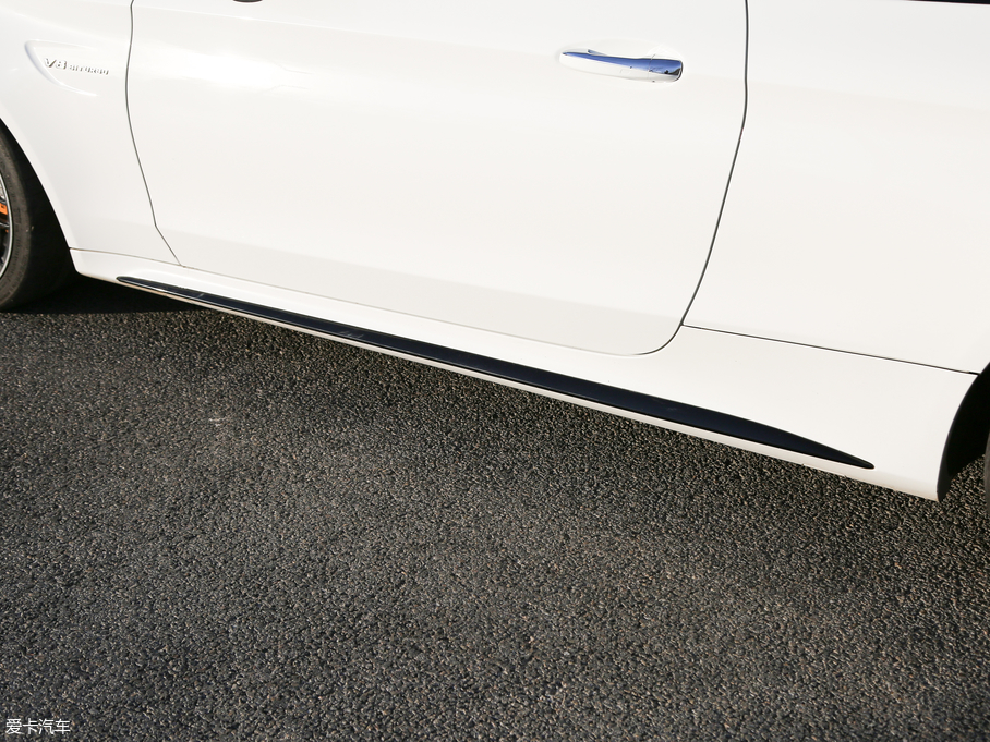 2016YC(j)AMG AMG C 63 S Coupe