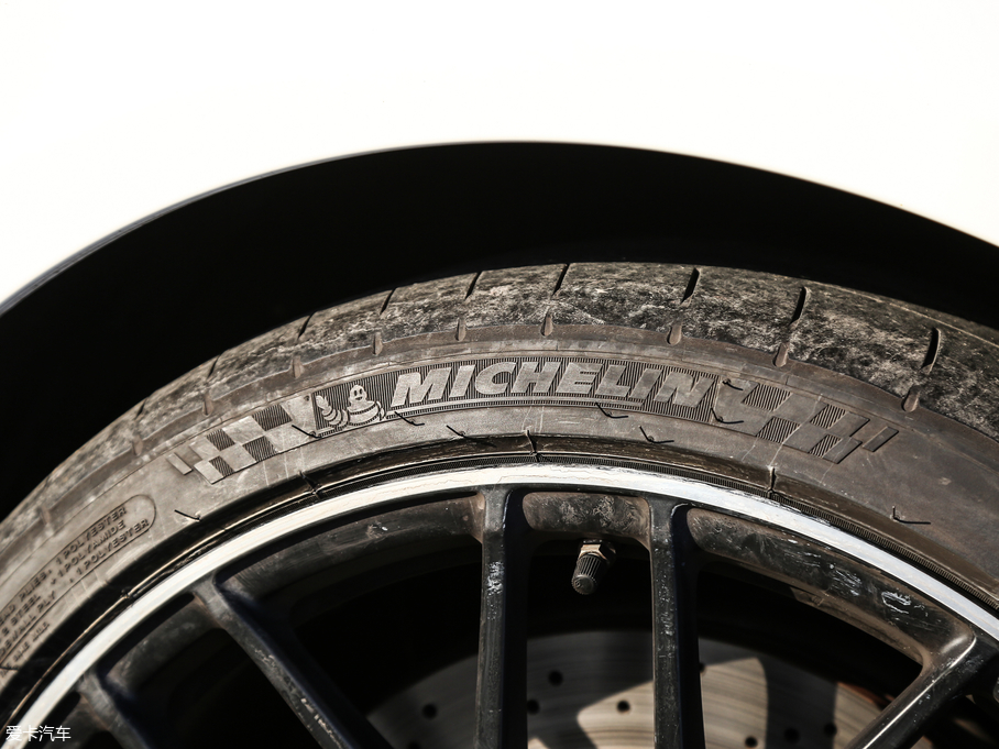 2016YCAMG AMG C 63 S Coupe