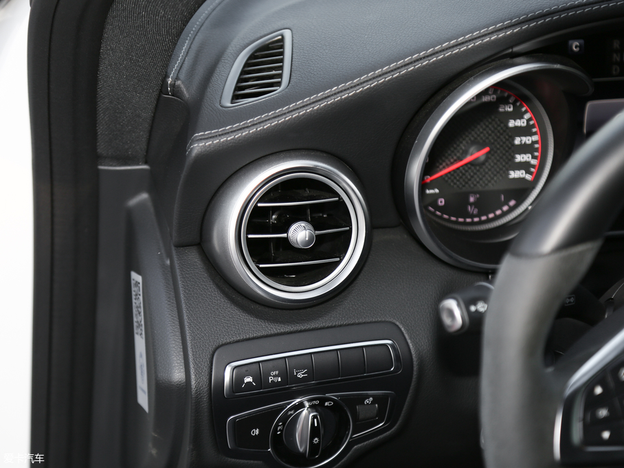 2016YCAMG AMG C 63 S Coupe