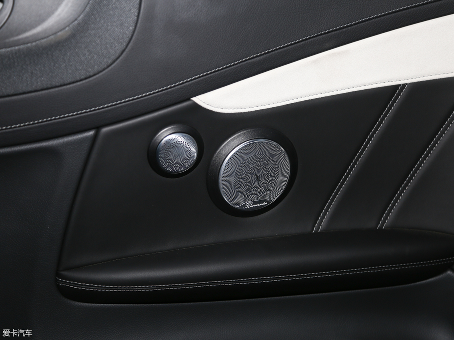 2016YC(j)AMG AMG C 63 S Coupe