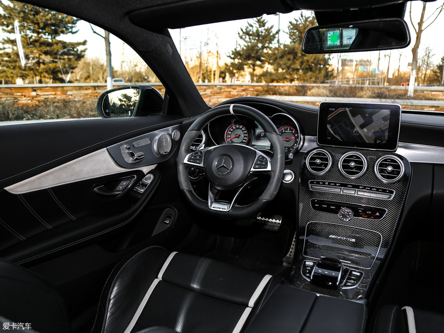 2016YCAMG AMG C 63 S Coupe